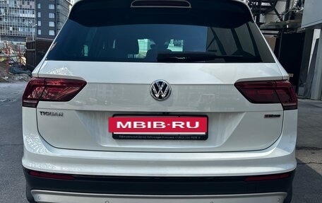 Volkswagen Tiguan II, 2020 год, 2 390 000 рублей, 7 фотография