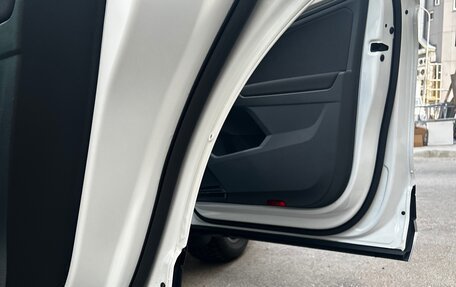 Volkswagen Tiguan II, 2020 год, 2 390 000 рублей, 30 фотография