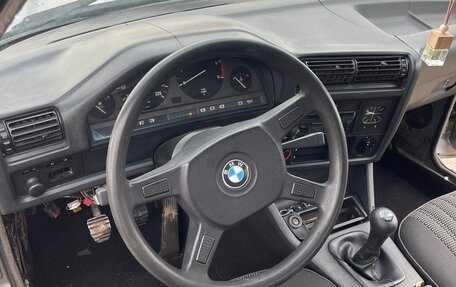 BMW 3 серия, 1987 год, 250 000 рублей, 9 фотография