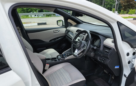 Nissan Leaf II, 2018 год, 1 300 000 рублей, 11 фотография