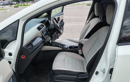 Nissan Leaf II, 2018 год, 1 300 000 рублей, 15 фотография