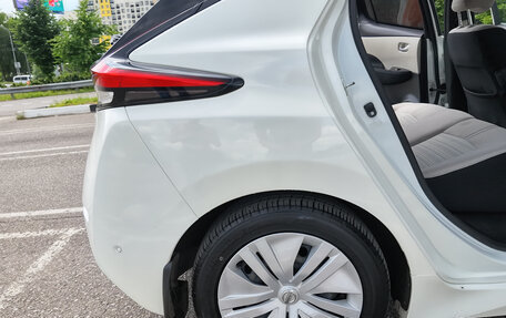 Nissan Leaf II, 2018 год, 1 300 000 рублей, 26 фотография