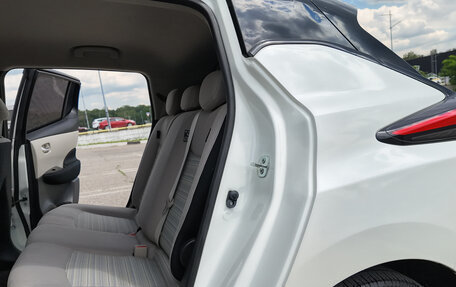 Nissan Leaf II, 2018 год, 1 300 000 рублей, 33 фотография