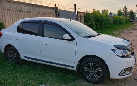Renault Logan II, 2014 год, 700 000 рублей, 3 фотография