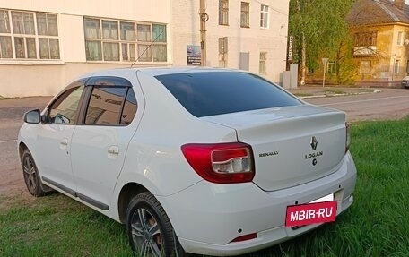 Renault Logan II, 2014 год, 700 000 рублей, 5 фотография