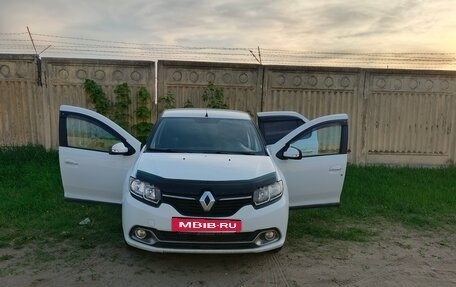 Renault Logan II, 2014 год, 700 000 рублей, 26 фотография