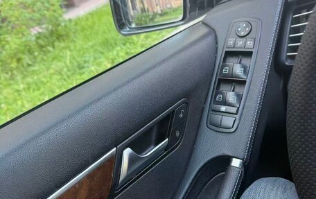 Mercedes-Benz R-Класс, 2012 год, 1 700 000 рублей, 7 фотография