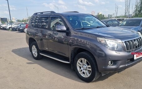 Toyota Land Cruiser Prado 150 рестайлинг 2, 2013 год, 2 590 000 рублей, 5 фотография
