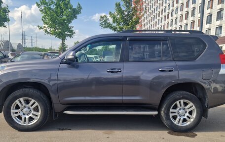 Toyota Land Cruiser Prado 150 рестайлинг 2, 2013 год, 2 590 000 рублей, 9 фотография
