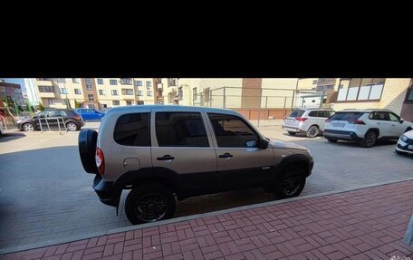 Chevrolet Niva I рестайлинг, 2013 год, 599 000 рублей, 4 фотография