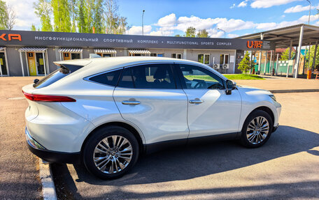 Toyota Harrier, 2021 год, 4 300 000 рублей, 1 фотография