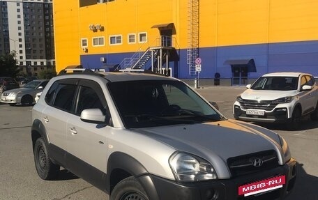 Hyundai Tucson III, 2006 год, 800 000 рублей, 2 фотография