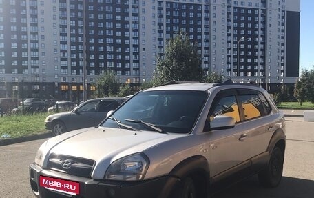 Hyundai Tucson III, 2006 год, 800 000 рублей, 3 фотография
