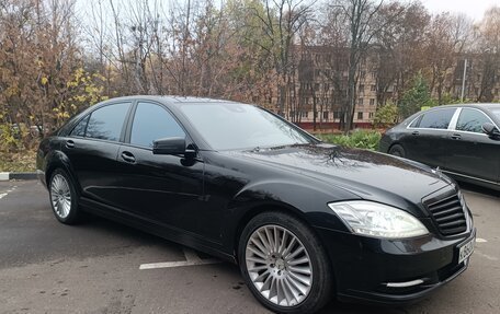 Mercedes-Benz S-Класс, 2010 год, 2 000 000 рублей, 3 фотография