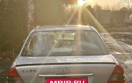 Mercedes-Benz C-Класс, 1995 год, 295 000 рублей, 3 фотография