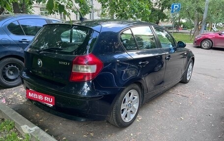 BMW 1 серия, 2006 год, 600 000 рублей, 3 фотография