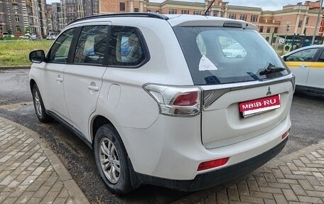 Mitsubishi Outlander III рестайлинг 3, 2012 год, 1 320 000 рублей, 6 фотография