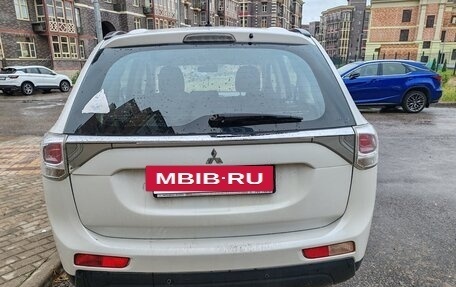Mitsubishi Outlander III рестайлинг 3, 2012 год, 1 320 000 рублей, 5 фотография