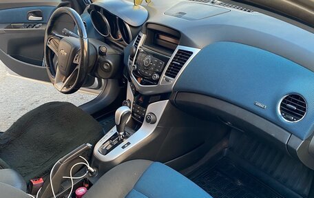 Chevrolet Cruze II, 2012 год, 790 000 рублей, 6 фотография