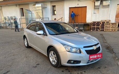 Chevrolet Cruze II, 2012 год, 790 000 рублей, 3 фотография