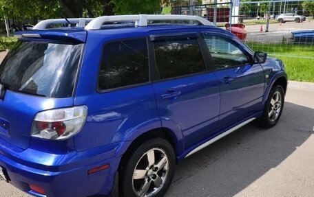 Mitsubishi Outlander III рестайлинг 3, 2005 год, 620 000 рублей, 4 фотография