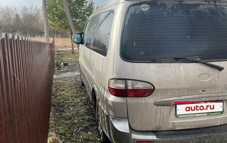 Hyundai Starex I рестайлинг, 2005 год, 530 000 рублей, 3 фотография