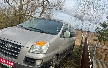 Hyundai Starex I рестайлинг, 2005 год, 530 000 рублей, 4 фотография