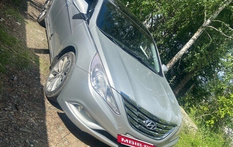 Hyundai Sonata VI, 2010 год, 1 000 000 рублей, 2 фотография