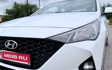 Hyundai Solaris II рестайлинг, 2021 год, 1 590 000 рублей, 9 фотография