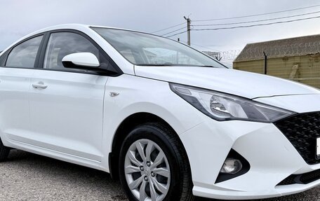 Hyundai Solaris II рестайлинг, 2021 год, 1 590 000 рублей, 16 фотография