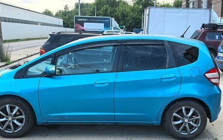 Honda Fit III, 2010 год, 700 000 рублей, 7 фотография