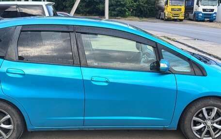 Honda Fit III, 2010 год, 700 000 рублей, 8 фотография