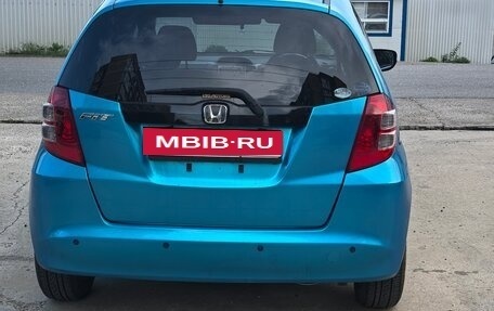Honda Fit III, 2010 год, 700 000 рублей, 6 фотография