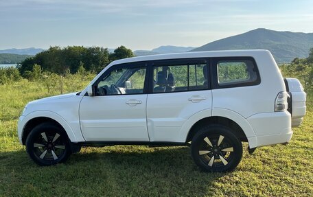 Mitsubishi Pajero IV, 2010 год, 1 550 000 рублей, 4 фотография