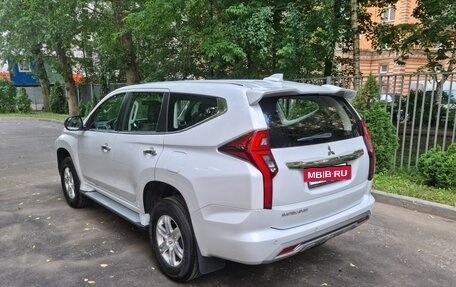 Mitsubishi Montero Sport, 2021 год, 4 100 000 рублей, 8 фотография