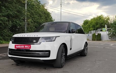 Land Rover Range Rover IV рестайлинг, 2022 год, 19 800 000 рублей, 3 фотография