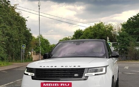 Land Rover Range Rover IV рестайлинг, 2022 год, 19 800 000 рублей, 2 фотография