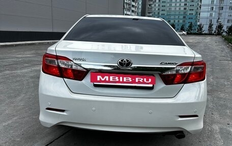 Toyota Camry, 2012 год, 1 665 000 рублей, 5 фотография