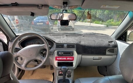 Mitsubishi Galant VIII, 2002 год, 250 000 рублей, 9 фотография
