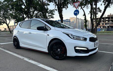 KIA cee'd III, 2018 год, 1 690 000 рублей, 2 фотография