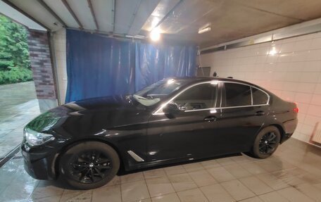 BMW 5 серия, 2020 год, 2 800 000 рублей, 5 фотография