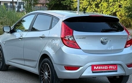 Hyundai Solaris II рестайлинг, 2012 год, 850 000 рублей, 3 фотография