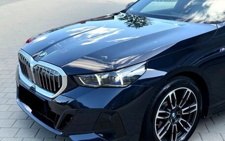 BMW 5 серия, 2025 год, 5 410 000 рублей, 9 фотография