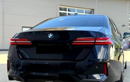 BMW 5 серия, 2025 год, 5 410 000 рублей, 14 фотография