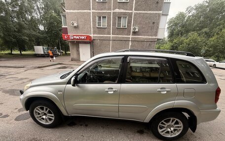Toyota RAV4, 2004 год, 850 000 рублей, 4 фотография