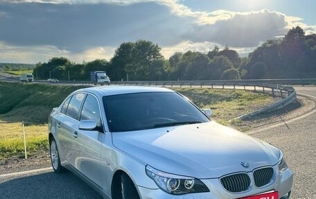 BMW 5 серия, 2007 год, 1 650 000 рублей, 2 фотография