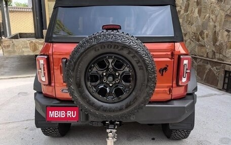 Ford Bronco, 2023 год, 11 990 000 рублей, 2 фотография