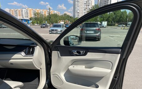 Volvo XC60 II, 2019 год, 4 600 000 рублей, 14 фотография