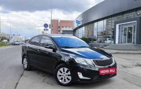 KIA Rio III рестайлинг, 2012 год, 690 000 рублей, 3 фотография