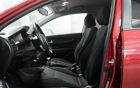 KIA Rio IV, 2018 год, 1 494 000 рублей, 10 фотография